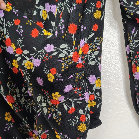 Astr Black Bernadette Style Floral Print Long Sleeve V-Neck Bodysuit Sz S Boho - Picture 14 of 15